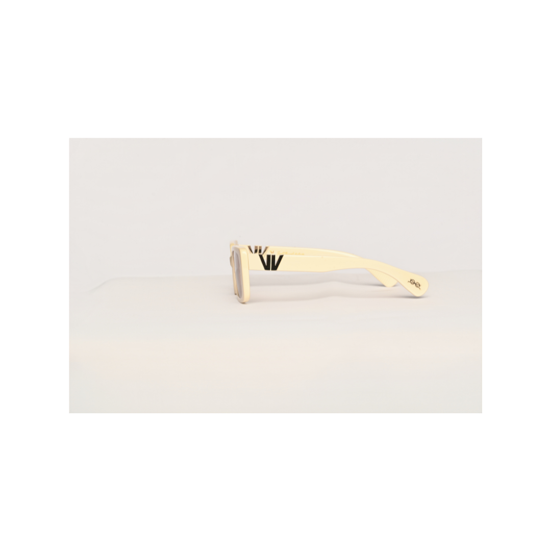 Oval Ivory White Frame | Brown Lenses