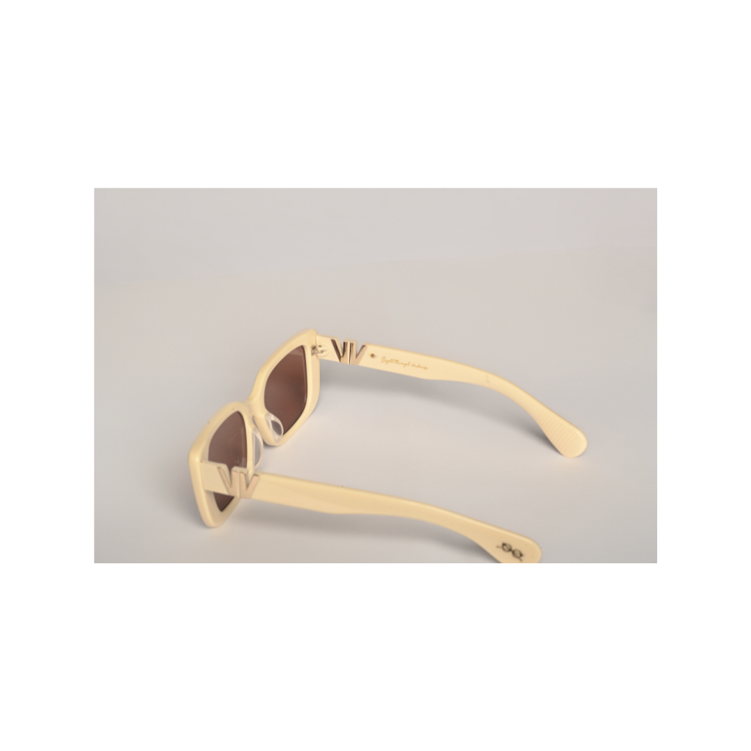 Oval Ivory White Frame | Brown Lenses